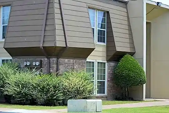 4Hundred Apartments Photo 2