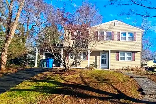 119 Heather Rd Photo 1