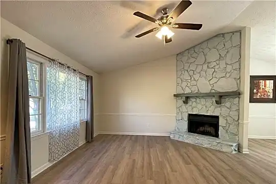 3056 Mill Falls Ct Photo 2