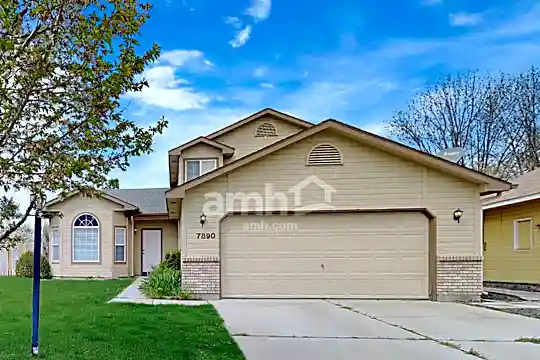 7890 W Powell Photo 1