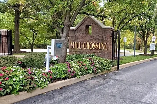 13101 Mill Crossing Ct #103 Photo 2