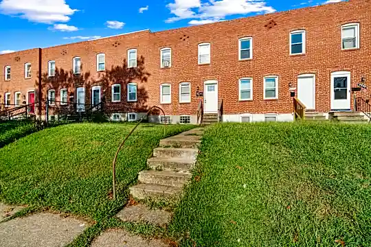2995 Yorkway Photo 1