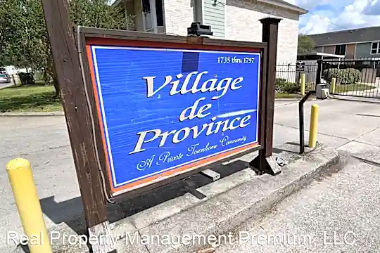 1795 Boulevard De Province Photo 2