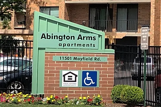 Abington Arms Photo 2