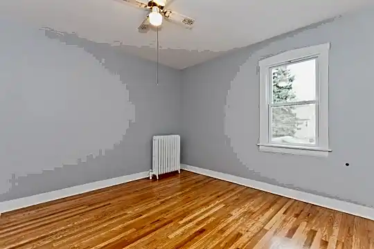 4139 W Leland Ave Photo 2