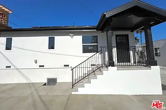 3023 Wellington Rd Photo 1