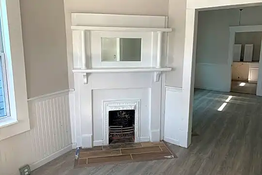 19 Bouhan St Photo 2