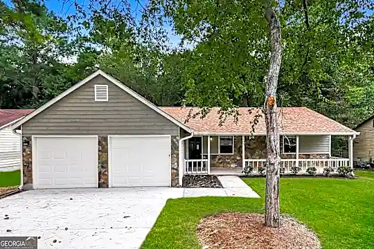 263 Independence Dr Photo 1