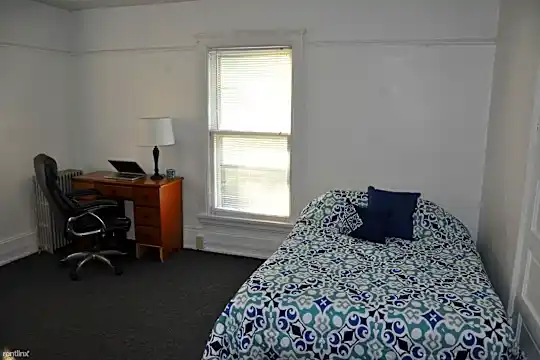 116 Ferris Pl Photo 1