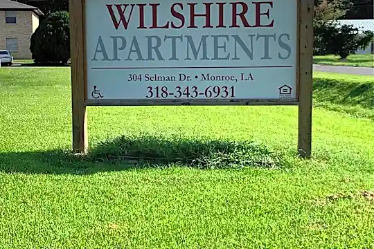 Wilshire Apartments Photo 2
