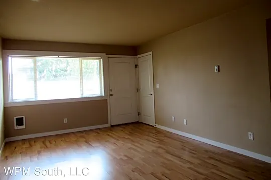 1102 S. 27th ST. #C103 Photo 2