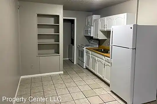 1518 W London St Photo 2