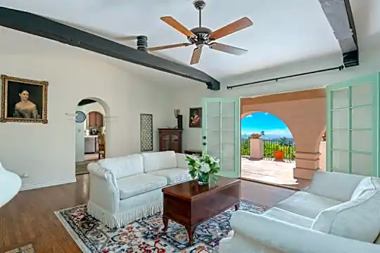 958 Alameda Padre Serra Photo 2