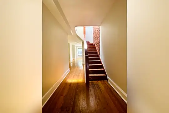 126 S St NW Photo 1