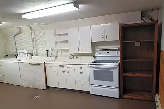 515 S 8th Ave Photo 2