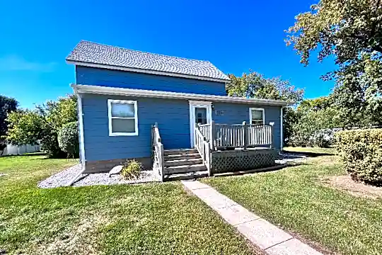 700 Copeland Ave Photo 2