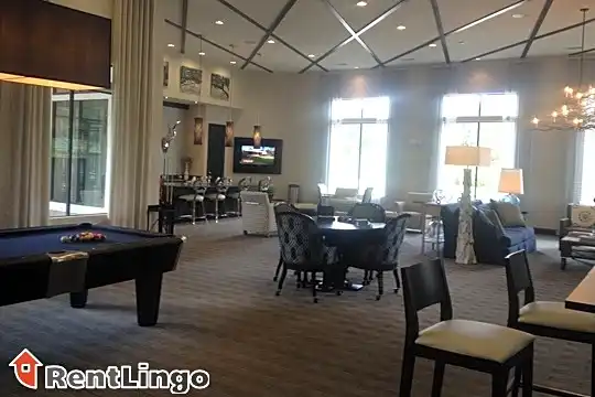 10200 Buffalo Speedway Photo 2