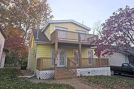 3823 St Anns Ln Photo 1