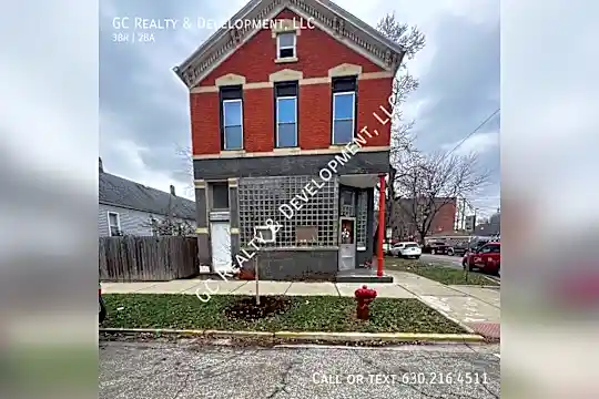 3336 S Lituanica Ave - Unit 2R Photo 1