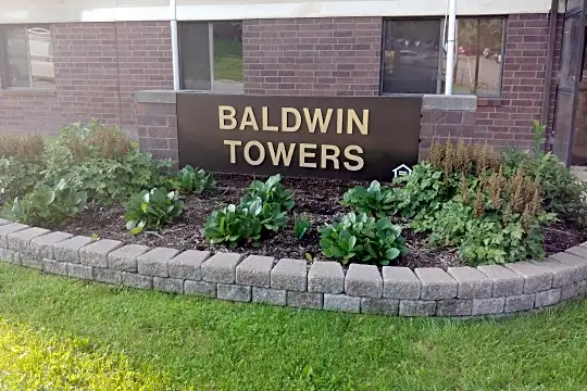Baldwin Towers Photo 2