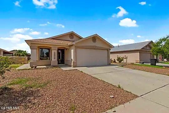 14312 Desert Cactus Dr Photo 2