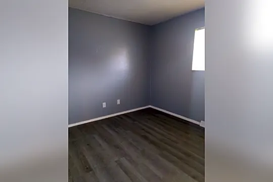 1026 Woodland Ave Photo 2