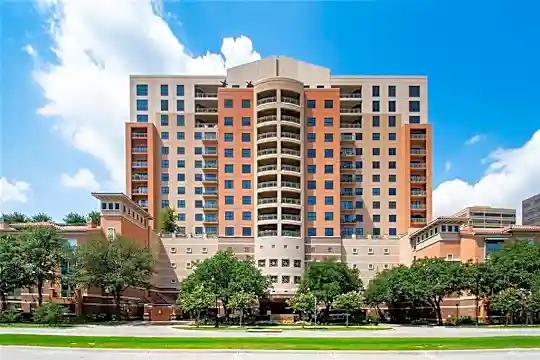 330 Las Colinas Blvd E #820 Photo 1