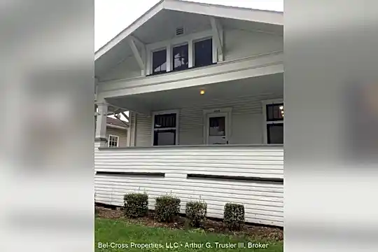 815 Price St Photo 2