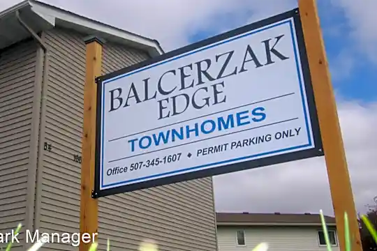 144 Balcerzak Dr Photo 2
