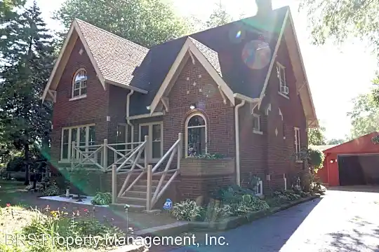 11306 Chicago Rd Photo 2
