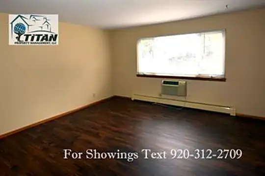 1820 Grove St Photo 2