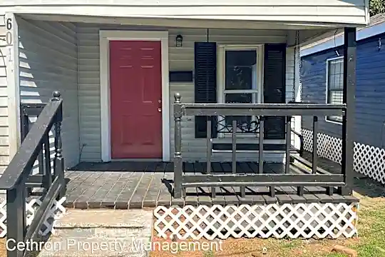 601 Kelly St Photo 2