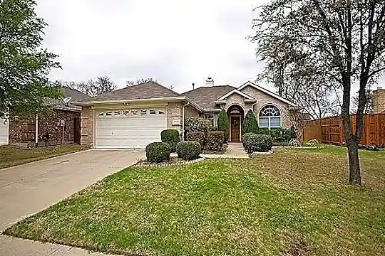 15668 Western Trail Photo 1