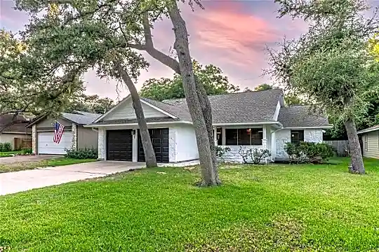 13165 Mill Stone Dr Photo 2