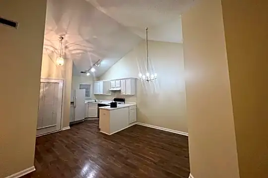 3643 Merestone Dr Photo 2