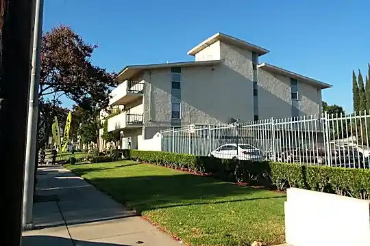 Reflections on Sepulveda Photo 2