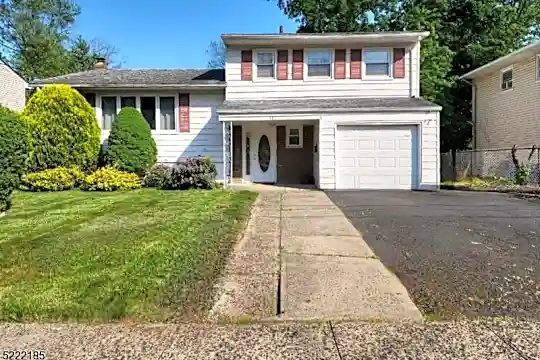 487 W 6th Ave Photo 1