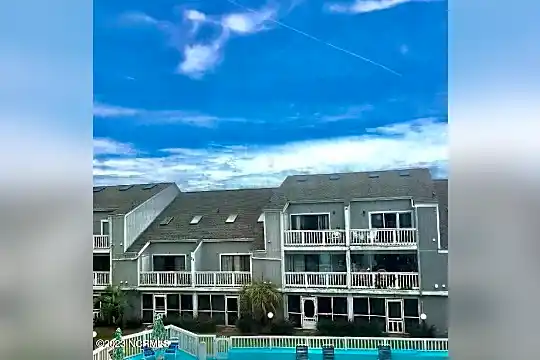 3700 Golf Colony Ln #20H Photo 2