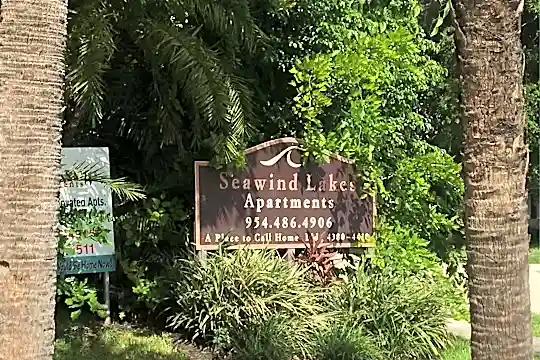 Seawind Lakes Photo 2