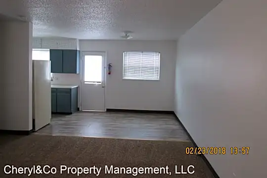 333 Park Ave Photo 2