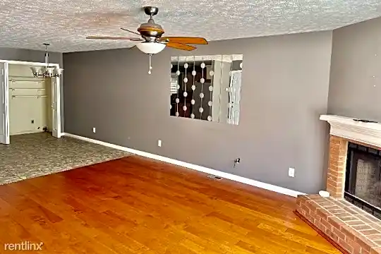 117 Davis Mill Ct Photo 2