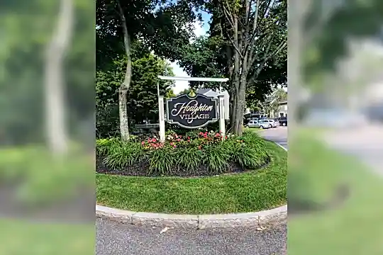 Houghton Village Photo 2