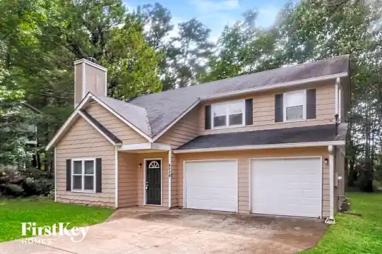 6770 Bent Creek Drive Photo 1