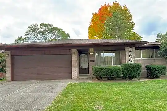 30211 Kelsey Dr Photo 1