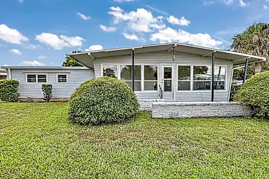 158 Forest Dr Photo 1