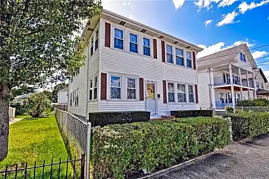 41 Hanover Ave Photo 1
