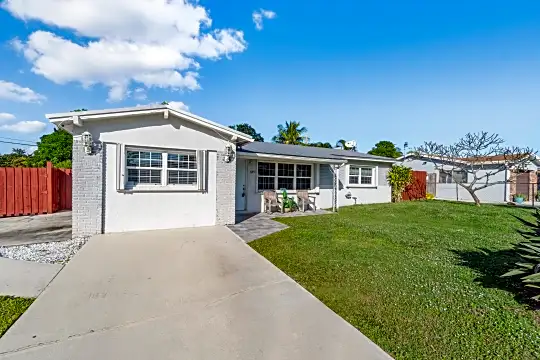 Leisureville Houses for Rent | Boynton Beach, FL | Rent.