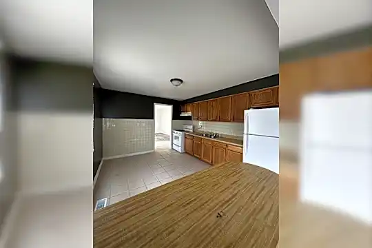 2047 219th Pl Photo 2