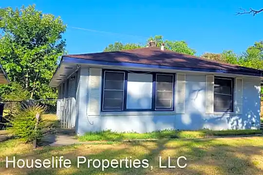 7210 Burlingame Blvd Photo 1