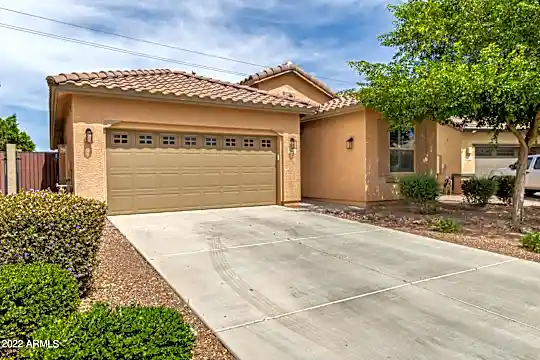 5547 S Joshua Tree Ln Photo 1